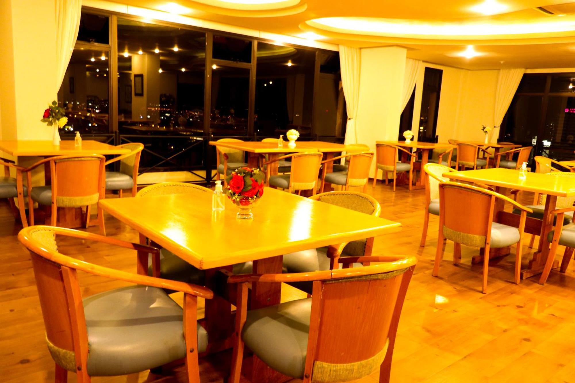 Hotel Golden Ingá Maringá